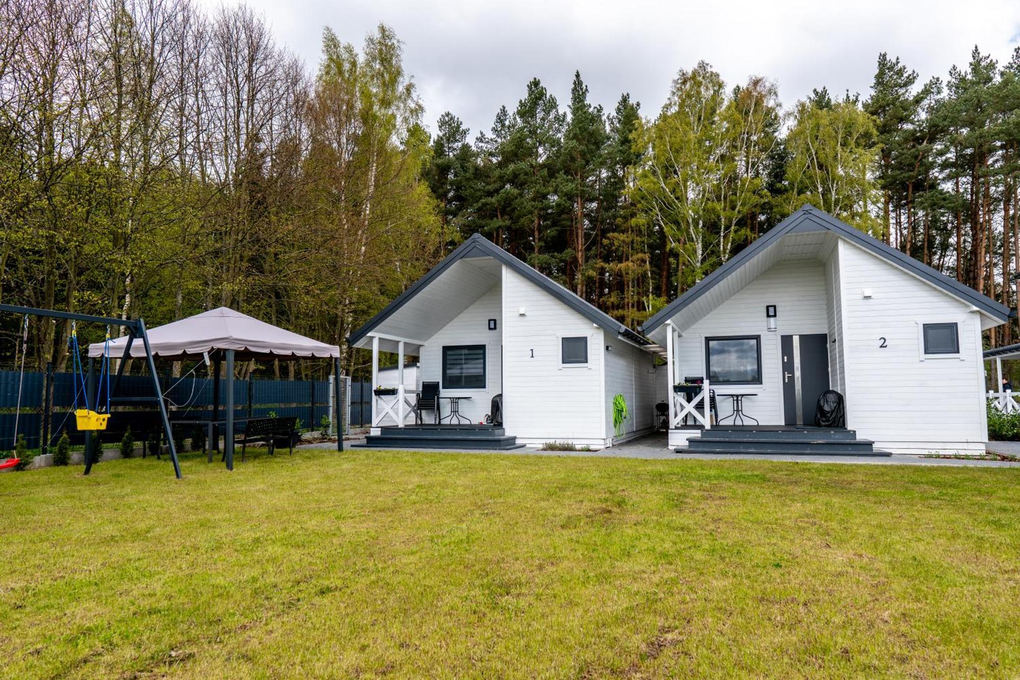 Bialy Koral Villa รูซิโนโว ภายนอก รูปภาพ
