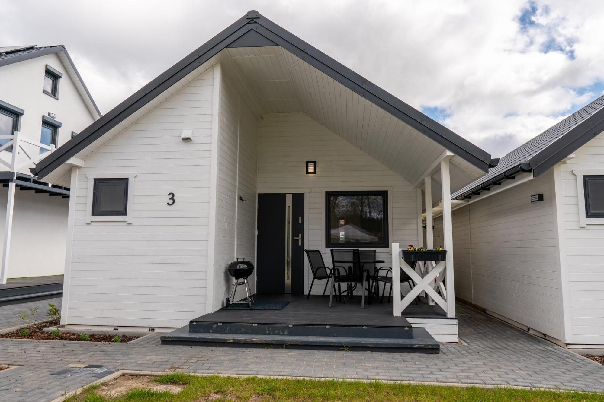 Bialy Koral Villa รูซิโนโว ภายนอก รูปภาพ